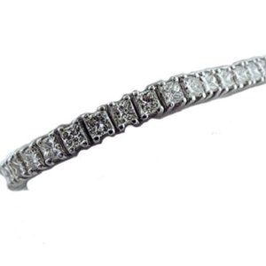 Princess Cut Diamonds on Prong Set Bracelet